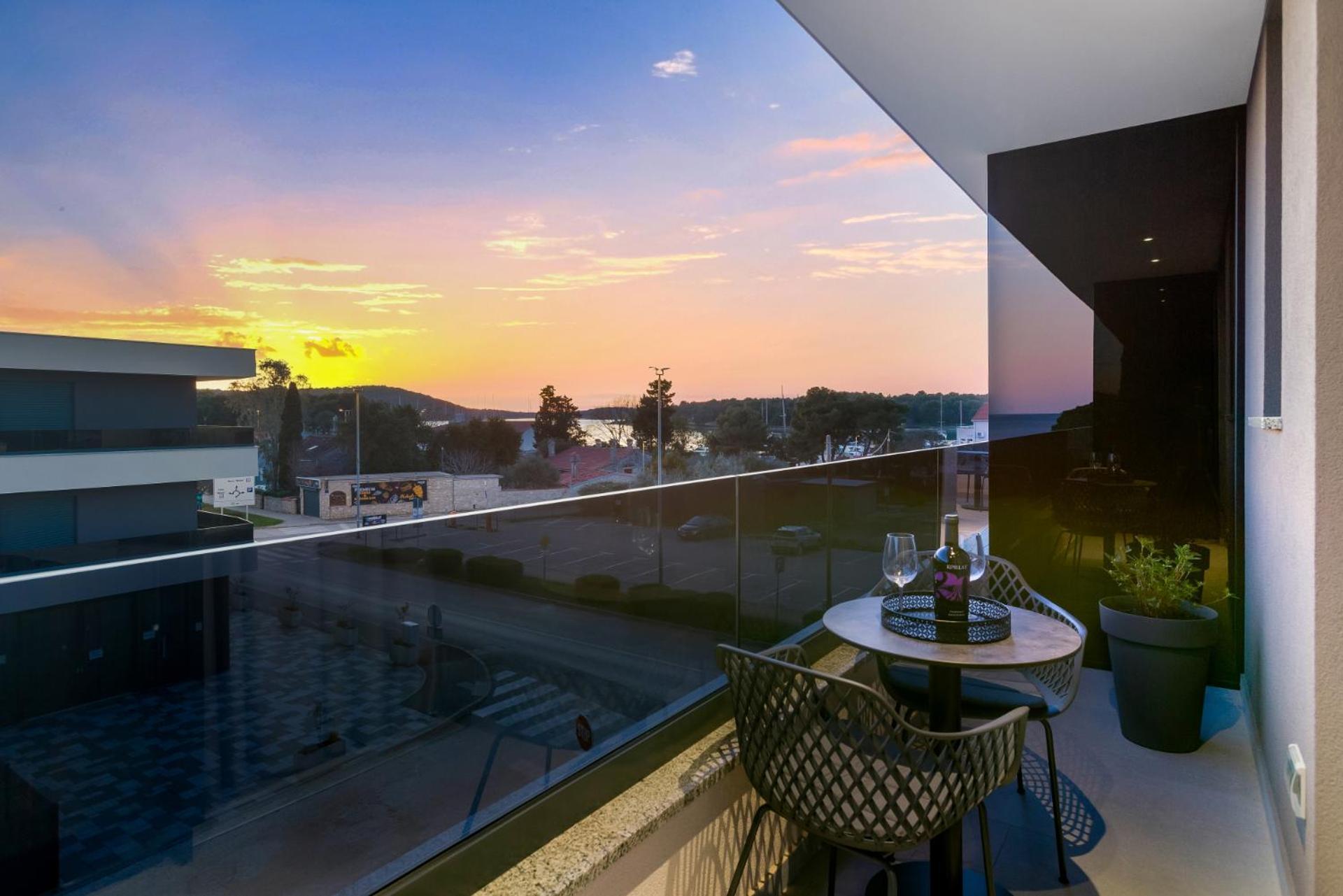 Fly Rooms Medulin - 50M From The Beach - New 2024 Экстерьер фото