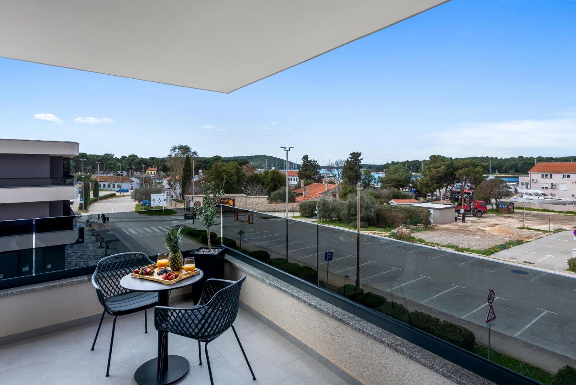Fly Rooms Medulin - 50M From The Beach - New 2024 Экстерьер фото