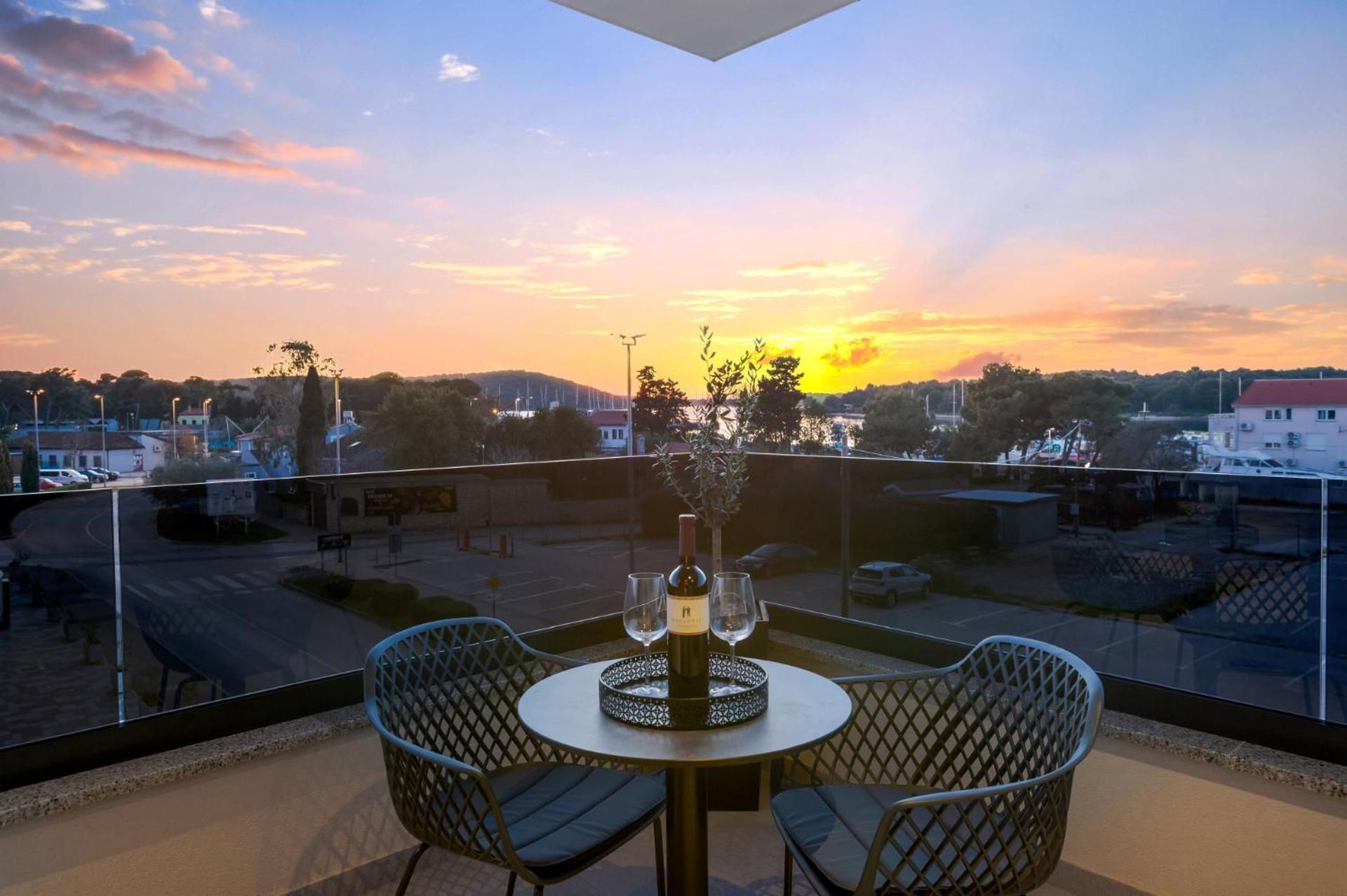 Fly Rooms Medulin - 50M From The Beach - New 2024 Экстерьер фото